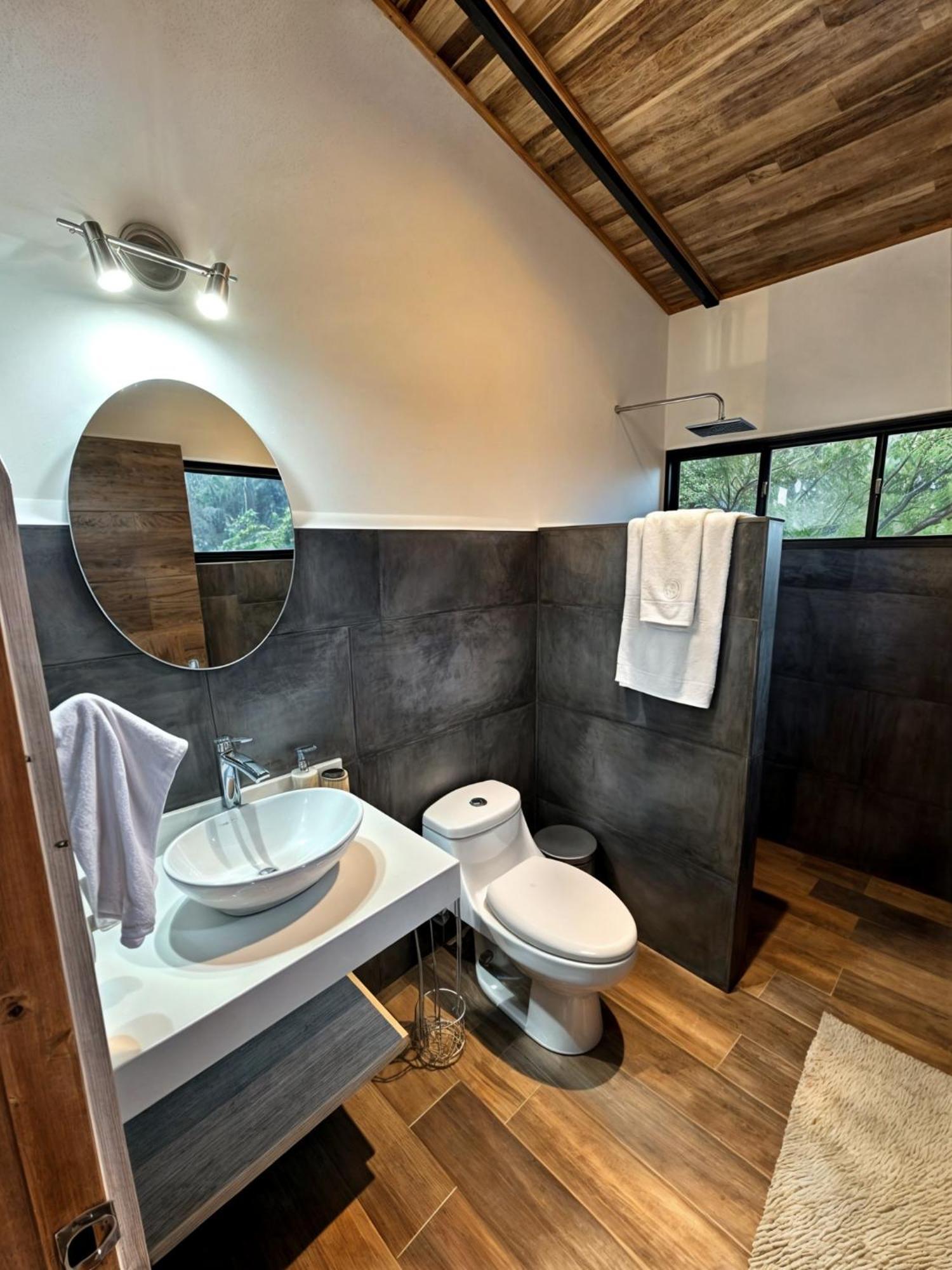 Moon Forest Apartments Monteverde Ngoại thất bức ảnh